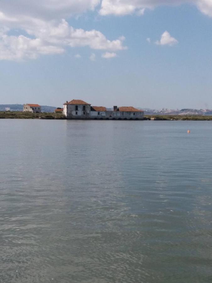 Casa Do Rio - Riverside House Seixal  Eksteriør bilde